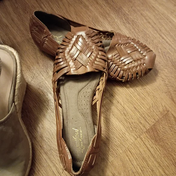 This Is Three Pairs Size 7 Women's Stylish Sandals - Picture 5 of 8